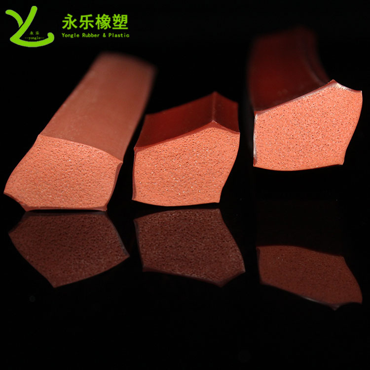擠出復合發泡硅膠條，耐高溫復合發泡硅膠條，耐老化復合發泡硅膠條