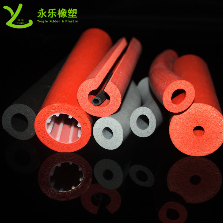 硅膠發(fā)泡管，耐高溫發(fā)泡硅膠管，保溫發(fā)泡硅膠管