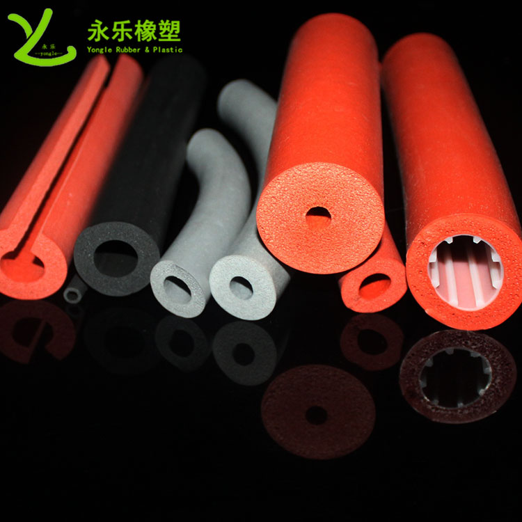 硅膠發(fā)泡管，耐高溫發(fā)泡硅膠管，保溫發(fā)泡硅膠管